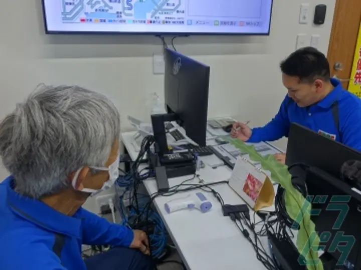 埼玉県川口市の小型トラックドライバーの求人情報イメージ - 株式会社青和運輸 - No.57943-02