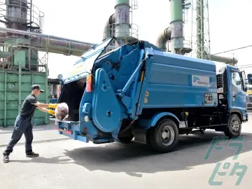 岡山県岡山市南区の中型トラックドライバーの求人情報イメージ - 株式会社アウルホールディングス （株式会社カロスアウラ 本社） - No.63903-04