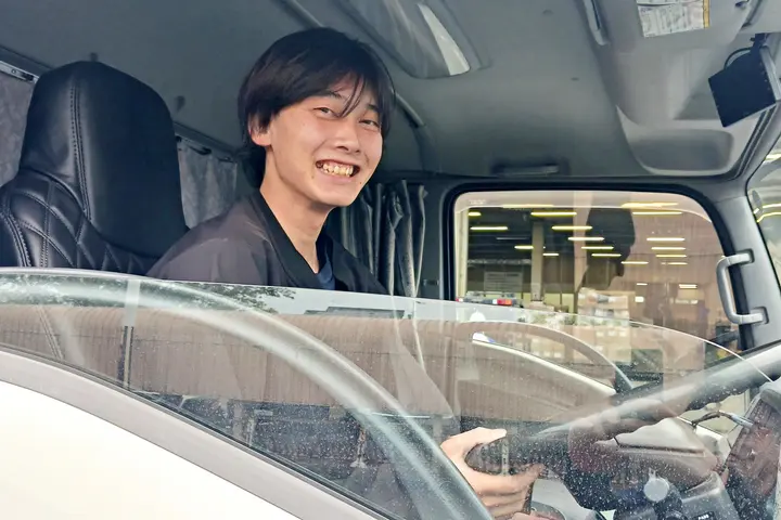 静岡県焼津市の中型トラックドライバーの求人情報イメージ - 有限会社一筋運輸　本社 - No.61957-01