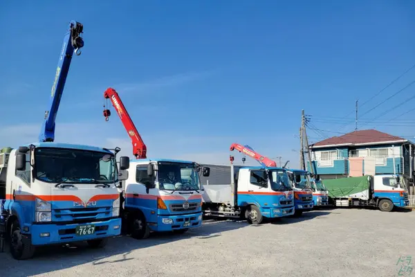 埼玉県春日部市の中型トラックドライバーの求人情報イメージ - ホッコウ物流株式会社 埼玉営業所 - No.90675-01