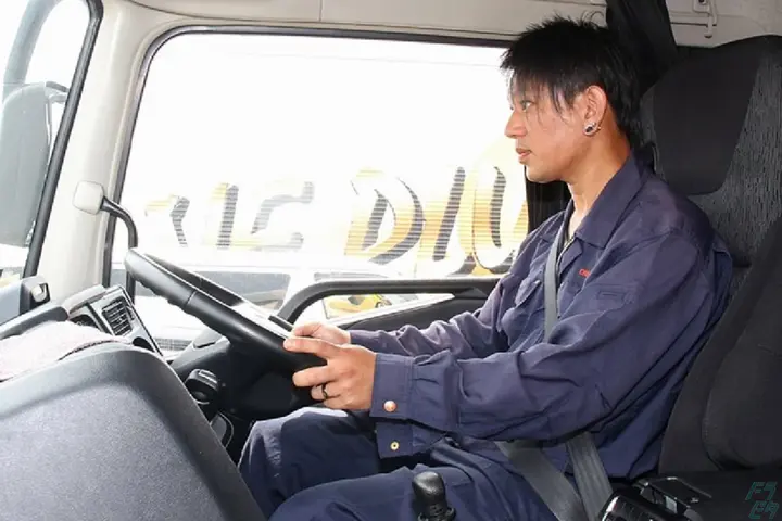 有限会社ワンプラスワンのドライバー求人情報　No.70739