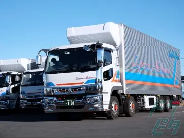 埼玉県越谷市の大型トラックドライバーの求人情報イメージ - 株式会社曙運輸 本社 - No.65936-03