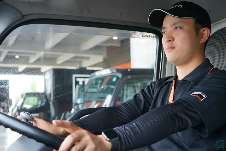 正社員デビューOK！大手の安定感◎賞与120万も！小型