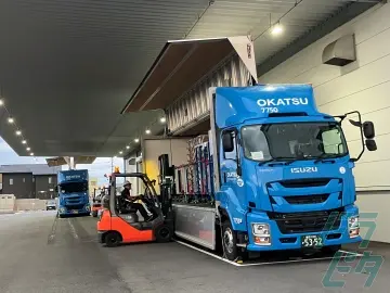 愛知県豊田市の大型トラックドライバーの求人情報イメージ - 岡通運輸株式会社 - No.75326-02