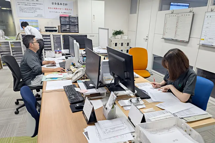 富士運輸株式会社のドライバー求人情報　No.76191