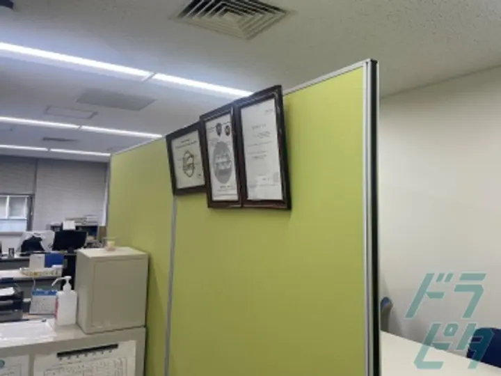 日本梱包運輸倉庫株式会社　関西事業部のトラック求人　No.77385