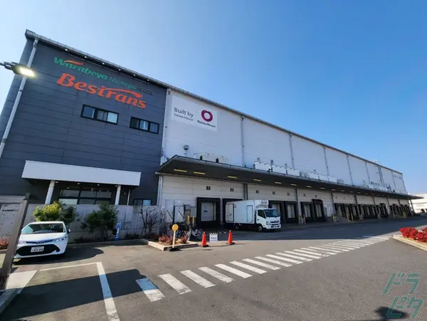 埼玉県入間市の中型トラックドライバーの求人情報イメージ - 株式会社ベストランス 入間定温事業所 - No.88499-01