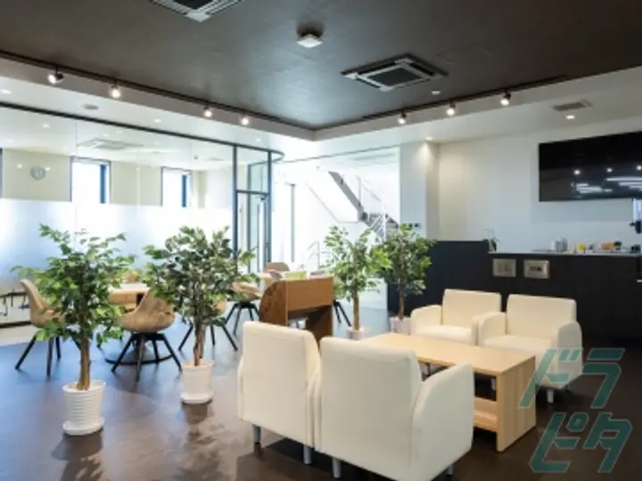 三倭観光株式会社のトラック求人　No.78724