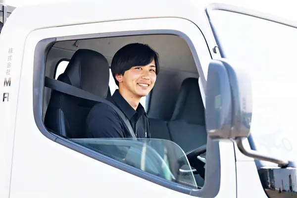 愛知県名古屋市港区砂美町の回送ドライバーの求人情報イメージ - 株式会社MR - No.74610-01