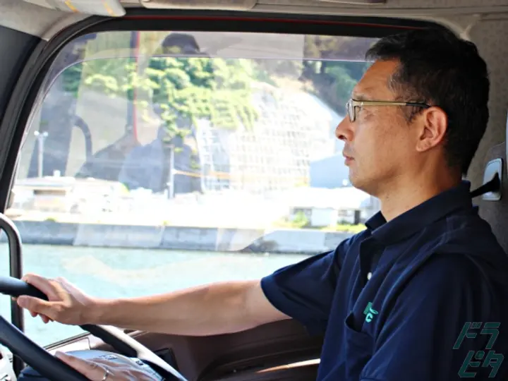 神奈川県綾瀬市の大型トラックドライバーの求人情報イメージ - 馬淵物流株式会社 県央営業所 - No.72386-04