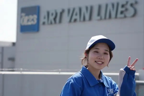 神奈川県川崎市川崎区の中型トラックドライバーの求人情報イメージ - アートバンライン株式会社 京浜支店 - No.72201-01