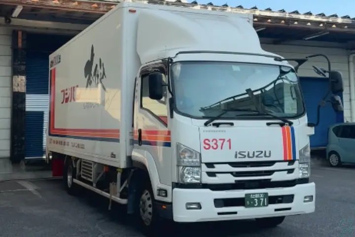 正社員デビューも◎完全週休2日制で月給35万の安定さ♪