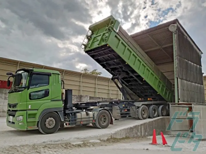 愛知県小牧市のトレーラー（牽引）の求人情報イメージ - 株式会社本庄 - No.73111-03