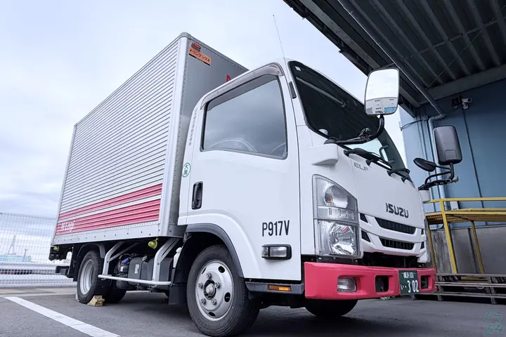 神奈川県横浜市鶴見区の中型トラックドライバーの求人情報イメージ - 日本梱包運輸倉庫株式会社　首都圏事業部 大黒営業所 - No.73192-01