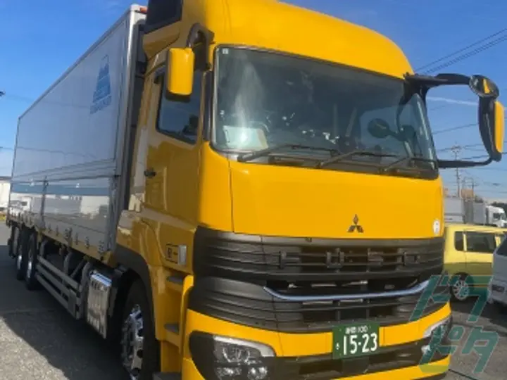 静岡県榛原郡吉田町の大型トラックドライバーの求人情報イメージ - 株式会社須走運送 吉田営業所 - No.73473-02