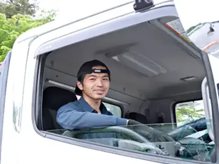 長野県諏訪郡富士見町の中型トラックドライバーの求人情報イメージ - 株式会社サンシンワークス - No.73508-02