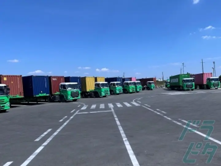 三重県桑名郡木曽岬町のトレーラー（牽引）の求人情報イメージ - 株式会社ライトトランスポート 木曽岬営業所 - No.74023-03