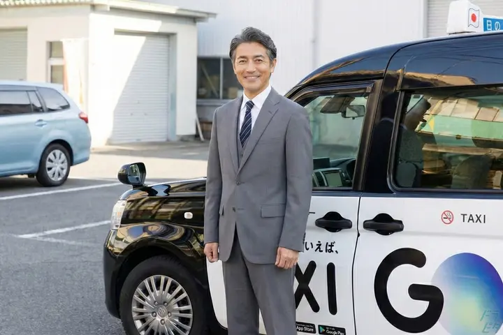 探すより「呼ばれる」仕事。未経験から月収50万円も可能