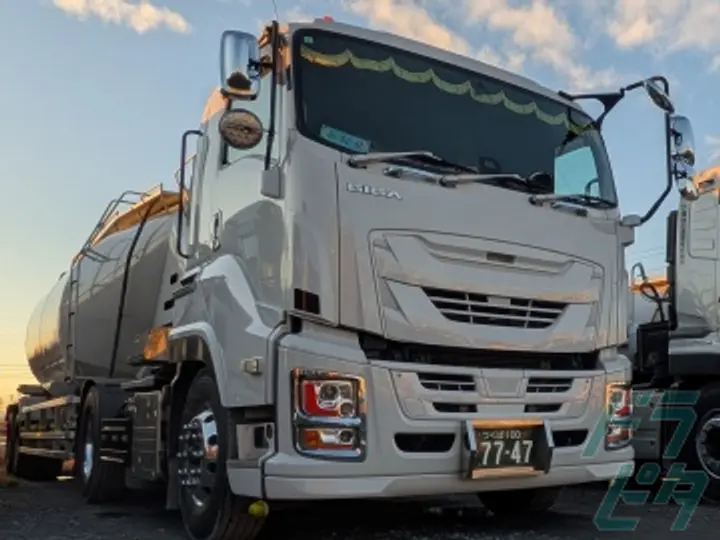 茨城県筑西市の大型トラックドライバーの求人情報イメージ - 下館地区通運株式会社 川島営業所 - No.74166-02