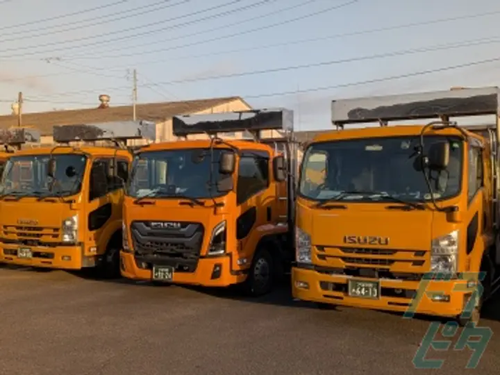 茨城県筑西市の中型トラックドライバーの求人情報イメージ - 下館地区通運株式会社 本社営業所 - No.74175-02