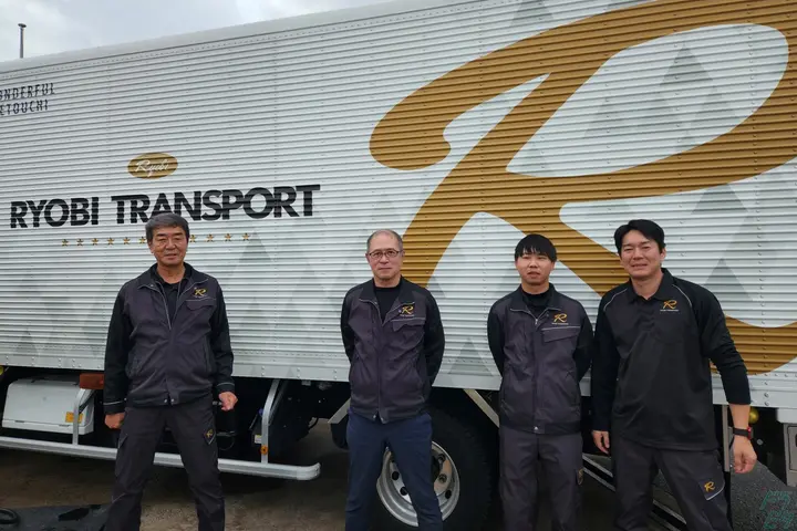 経験者歓迎◎安全第一⇒日勤＊日帰りで＼年収530万／も