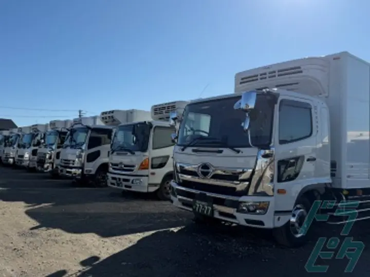 愛知県小牧市の大型トラックドライバーの求人情報イメージ - 有限会社優商物流 - No.73826-02