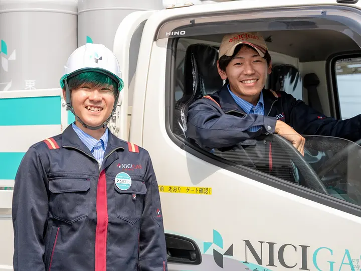 千葉県東金市の小型トラックドライバーの求人情報イメージ - 株式会社エナトラ 東金デポステーション：4-1 - No.75675-02