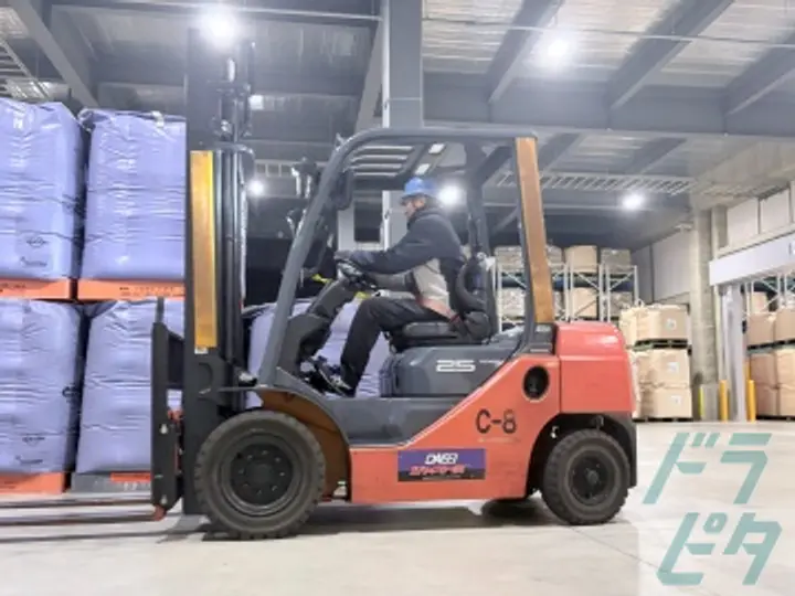 愛知県小牧市のフォークリフトオペレーターの求人情報イメージ - ダイセー倉庫運輸株式会社  本社物流センター - No.75702-02