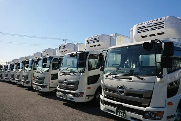 神奈川県厚木市の中型トラックドライバーの求人情報イメージ - マルタケ運輸株式会社  圏央厚木営業所 - No.75766-01