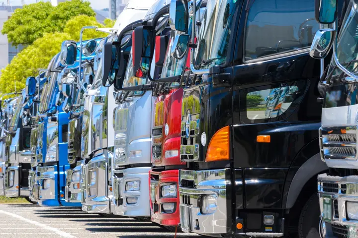 愛知県一宮市の大型トラックドライバーの求人情報イメージ - ドラピタエージェント人材紹介　株式会社トレフィックス - No.75893-01