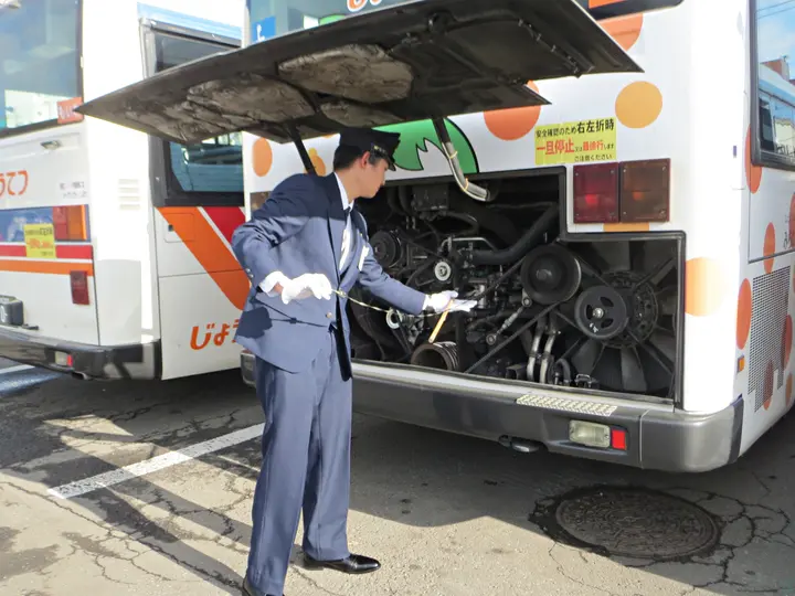 北海道札幌市白石区の路線バス乗務員の求人情報イメージ - 株式会社じょうてつ - No.75919-03