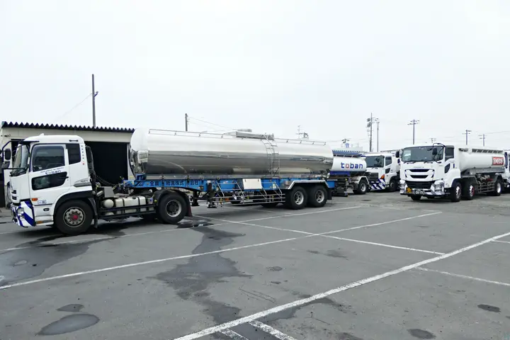 日勤＆地場中心◆毎日、夕方に帰宅◎＼平均月29万／大型