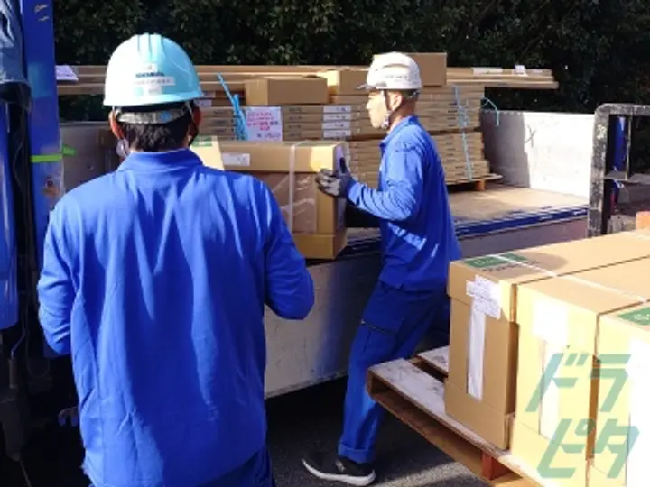 千葉県千葉市花見川区の小型トラックドライバーの求人情報イメージ - 株式会社中村産業  千葉物流センター - No.76153-02