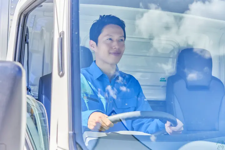 大阪府摂津市の小型トラックドライバーの求人情報イメージ - 株式会社ロジテック S819 - No.76226-01