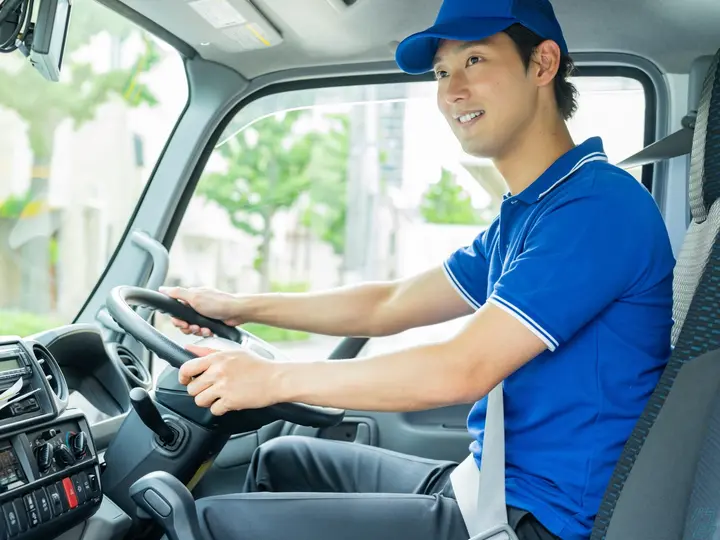 埼玉県さいたま市のバン(ワンボックス)ドライバーの求人情報イメージ - 共進運輸株式会社　さいたま本部物流センター 【No.1-1】 - No.76726-02