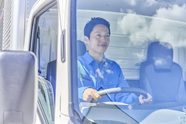 日勤×日帰り×近距離！大型デビューにピッタリなお仕事◎