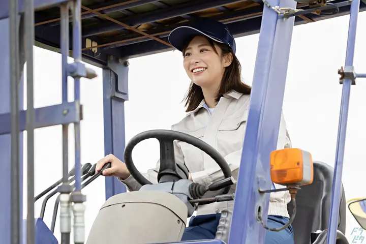 埼玉県さいたま市岩槻区の倉庫作業員の求人情報イメージ - 株式会社ダイエックス東京 埼玉ハブセンター - No.77006-01