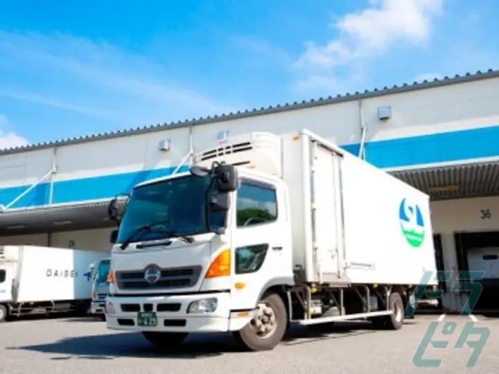 神奈川県愛甲郡愛川町の中型トラックドライバーの求人情報イメージ - 株式会社サンロジスティックス 神奈川配送センター - No.76822-03