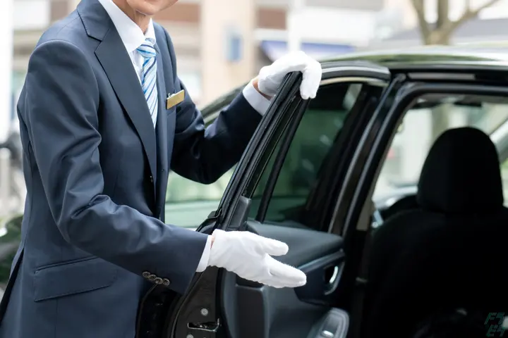 ≪レア求人≫安定勤務が叶う♪官公庁職員の送迎ドライバー