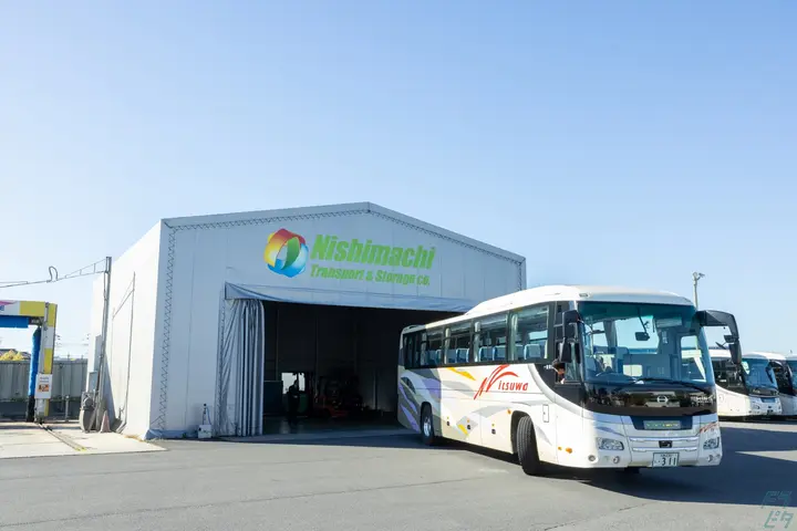 埼玉県さいたま市岩槻区の観光バス乗務員の求人情報イメージ - 三倭観光株式会社 - No.78500-01