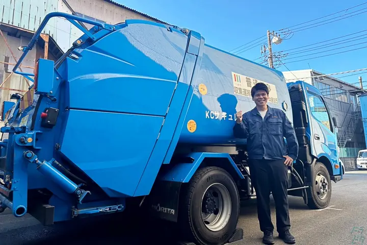 日勤のみ＊早上がりの日も♪未経験◎ごみ回収ドライバー
