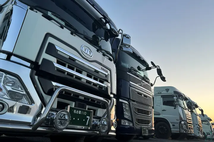 愛知県小牧市のトレーラー（牽引）の求人情報イメージ - 株式会社SBトランスポートシステム 小牧 - No.78703-01