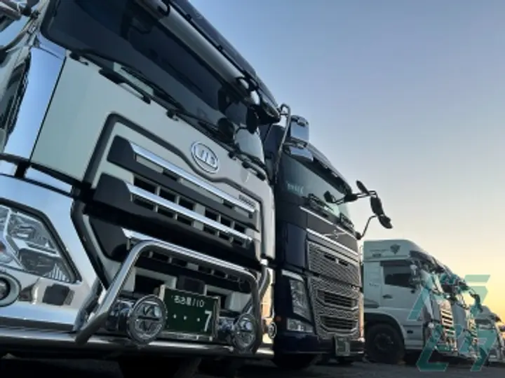 愛知県弥富市のトレーラー（牽引）の求人情報イメージ - 株式会社SBトランスポートシステム 本社 - No.78702-02