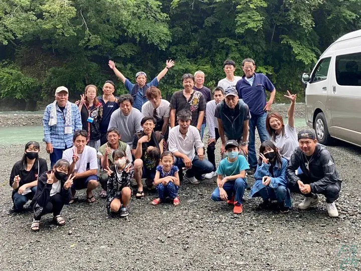 神奈川県横浜市旭区の大型トラックドライバーの求人情報イメージ - 株式会社AOBA 上川井営業所 - No.78710-04