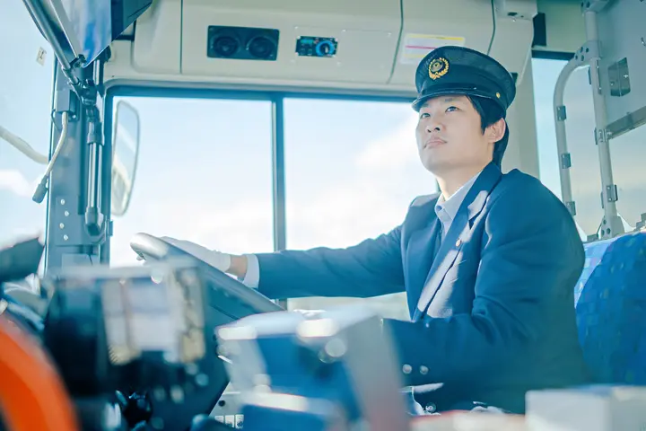 普免でOK＼養成バス運転士募集／札幌勤務！