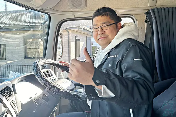 埼玉県さいたま市岩槻区の中型トラックドライバーの求人情報イメージ - 旭運送株式会社 岩槻車庫 - No.78790-01