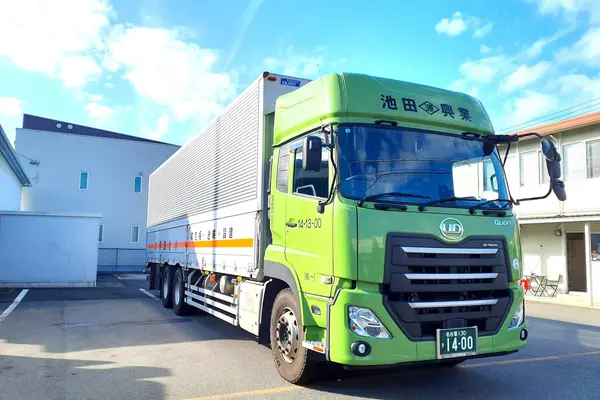愛知県名古屋市の大型トラックドライバーの求人情報イメージ - 池田興業株式会社 名古屋支店 - No.81075-01