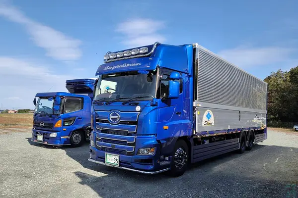 埼玉県比企郡の大型トラックドライバーの求人情報イメージ - 扇島商店株式会社 埼玉営業所 - No.78636-01