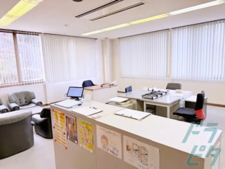 岐阜県多治見市の大型トラックドライバーの求人情報イメージ - 株式会社関東冷凍運輸 多治見営業所 - No.79562-04