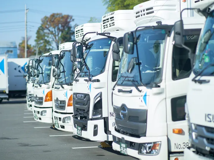 埼玉県さいたま市西区の中型トラックドライバーの求人情報イメージ - 株式会社栗原運輸 本社 - No.79628-04